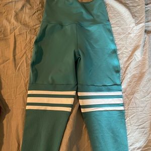 Super stretchy, fit like a S-M